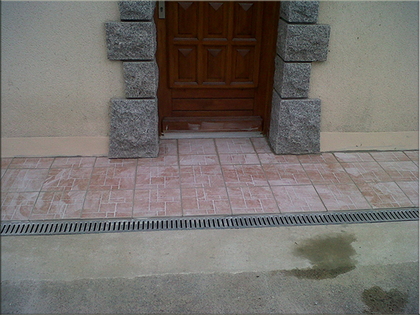JLM 44 pose de carrelage d'extérieur